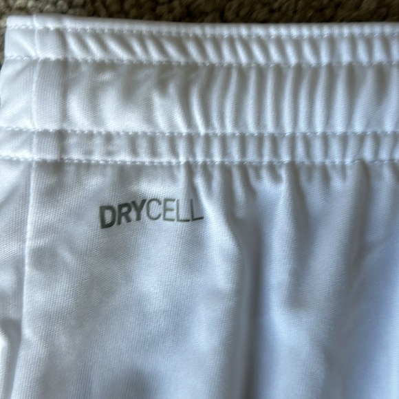 🔥Puma Women’s TeamGoal 23 Knit Shorts in White! - Picture 7 of 9